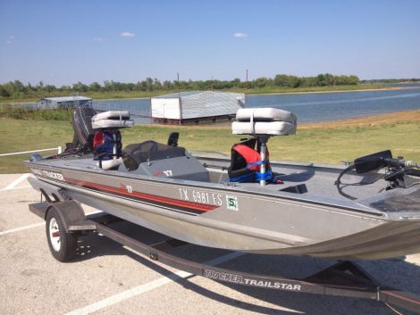 Boats For Sale by owner | 1989 17 foot Bass tracker Bass tracker
